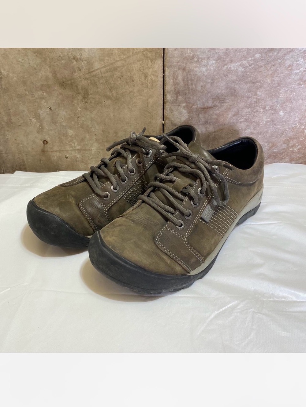Keen Men's Dark Brown Lace-Up Athletic Shoes